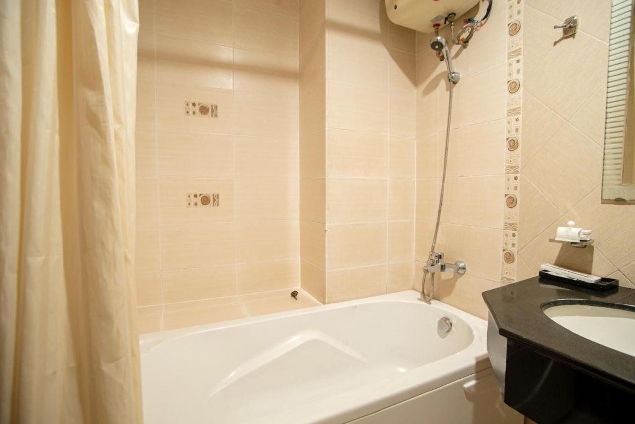 הו צ'י מין סיטי Binh Hung Hotel מראה חיצוני תמונה